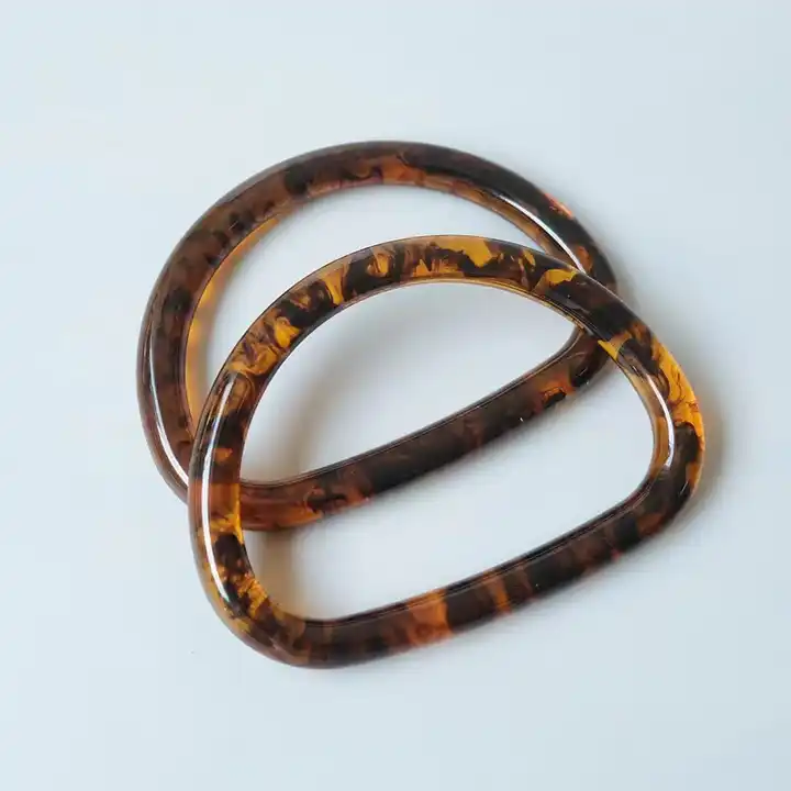 brown purse handle