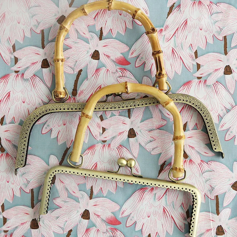 handbag cilps style 1