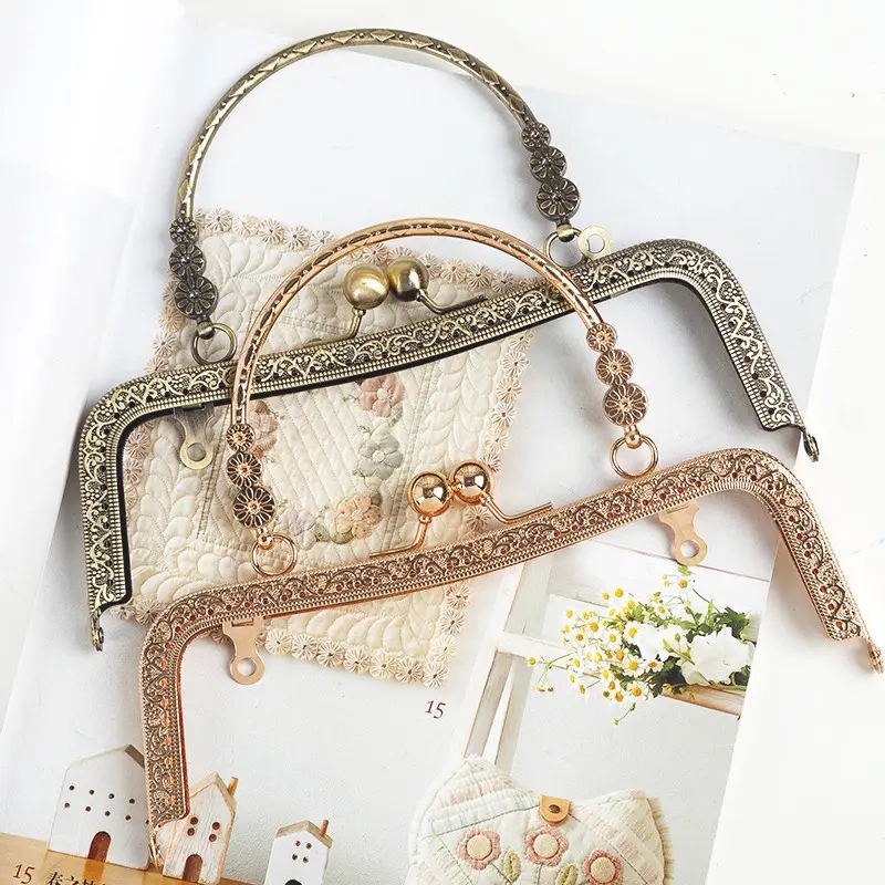 handbag cilps style 13