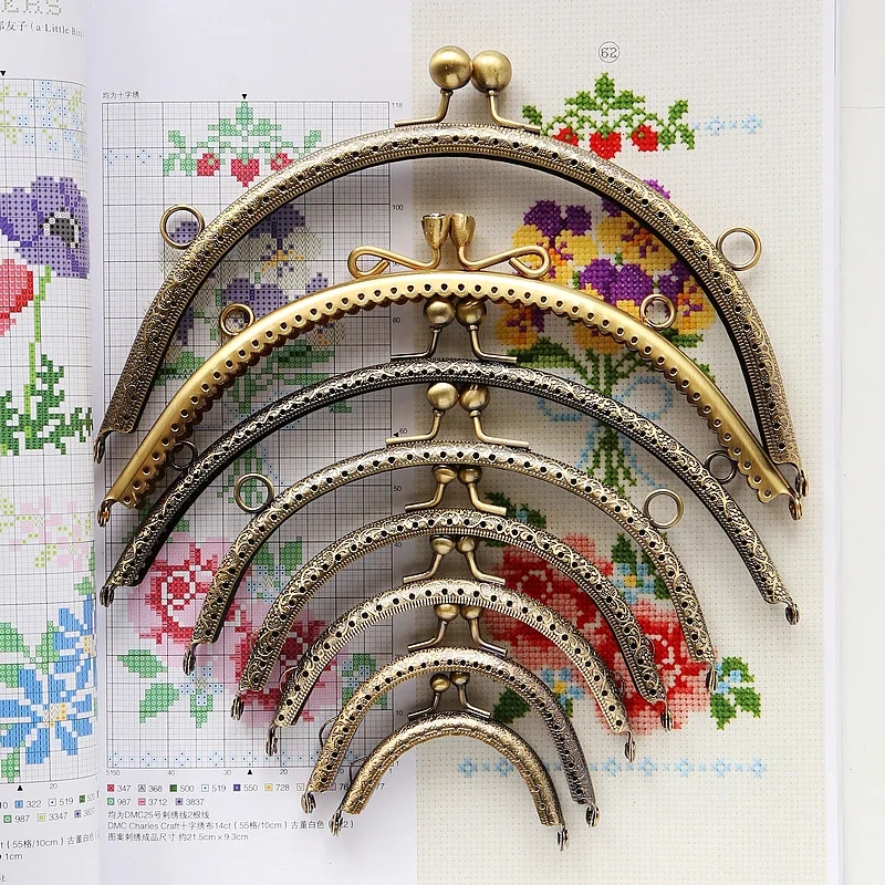 handbag cilps style 3