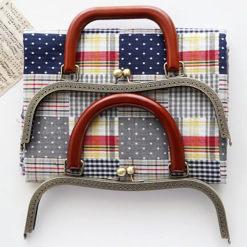 handbag cilps style 4