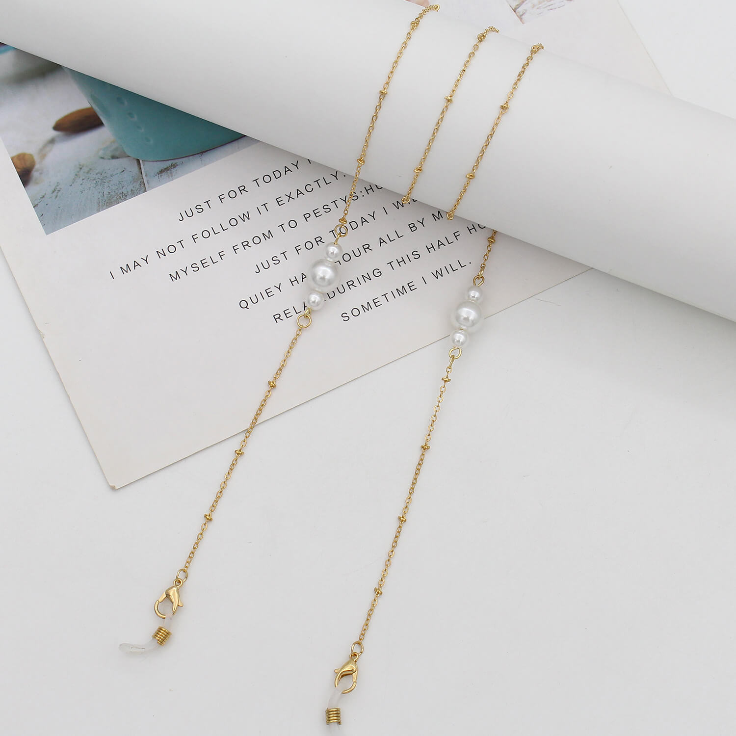 eyeglass chains style 15