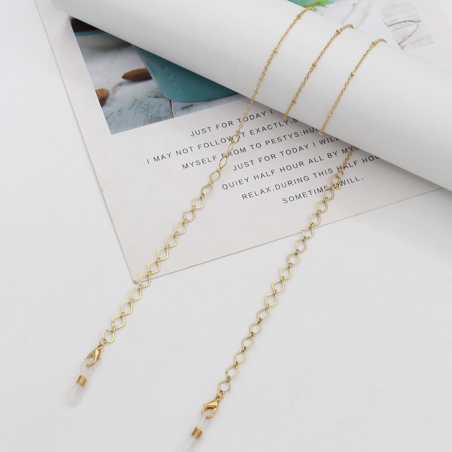eyeglass chains style 18