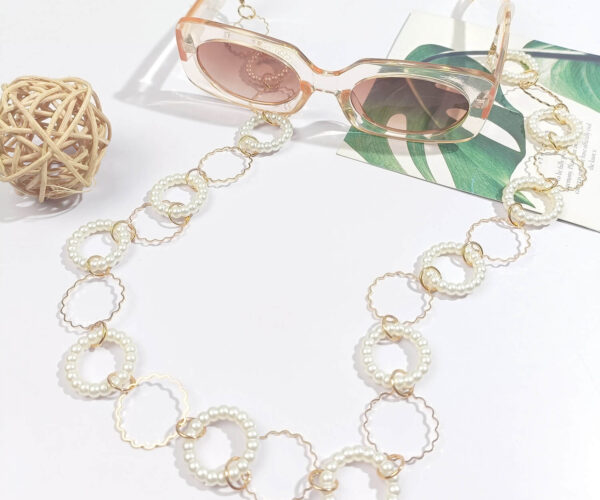 eyeglass chains style 19